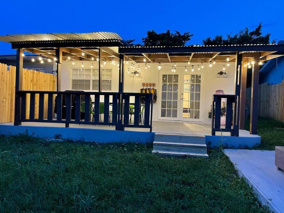 פורט לודרדייל Supervilla - Lakefront - Sunsets, Kayaks, Grill מראה חיצוני תמונה