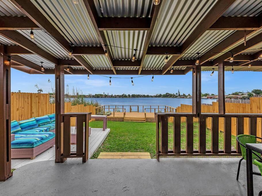 פורט לודרדייל Supervilla - Lakefront - Sunsets, Kayaks, Grill מראה חיצוני תמונה